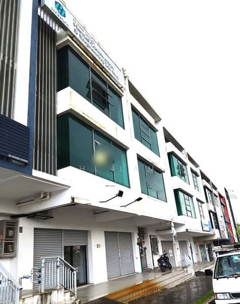 Shop for Rent in Seri Kembangan (Selangor) - HL Lau - Exterior - PropertyGuru.com.my
