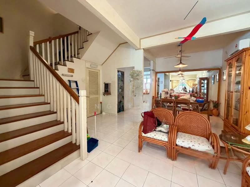 2-storey Terraced House for Sale in Island Glades (Jelutong) - Ping Koay - Living Room - PropertyGuru.com.my