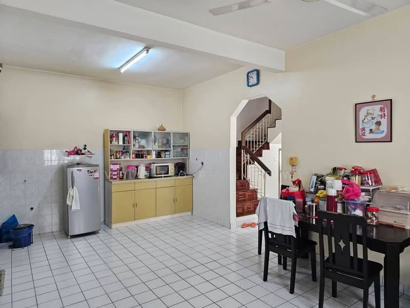 Rumah Teres 2 Tingkat untuk Dijual di Seksyen 5 (Kota Damansara) - Victor Liew - Kitchen - PropertyGuru.com.my