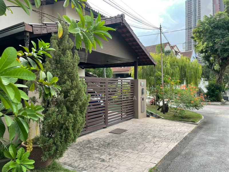 Bungalow for Sale in Taman Yarl (Jalan Klang Lama (Old Klang Road)) - Cameron Daniels - Exterior - PropertyGuru.com.my