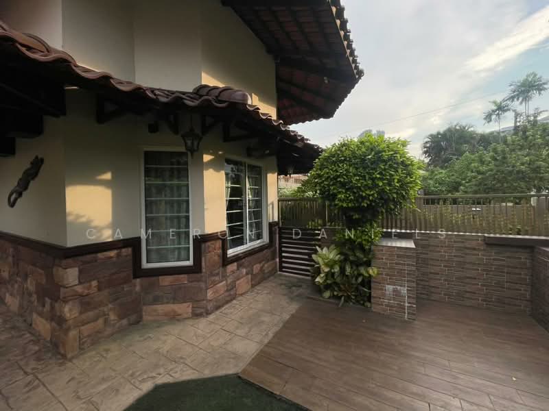 Bungalow for Sale in Taman Yarl (Jalan Klang Lama (Old Klang Road)) - Cameron Daniels - Exterior - PropertyGuru.com.my