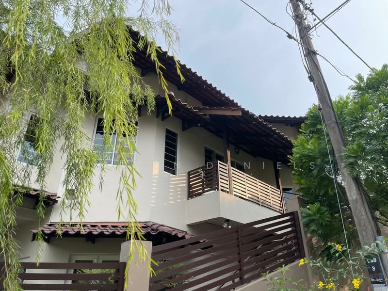 Bungalow for Sale in Taman Yarl (Jalan Klang Lama (Old Klang Road)) - Cameron Daniels - Exterior - PropertyGuru.com.my