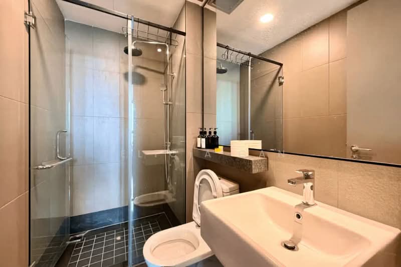 Servis Apartment untuk Disewa di Bloomsvale Menara Vista Petaling - Felicia Gan - Bathroom - PropertyGuru.com.my