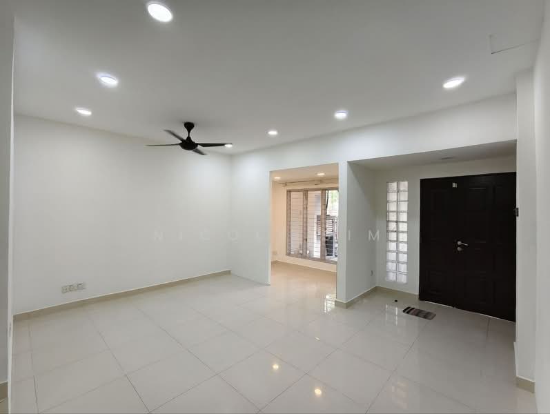 Rumah Teres 2 Tingkat untuk Dijual di Bandar Tasik Selatan (Kuala Lumpur) - Nicole Sim - Living Room - PropertyGuru.com.my