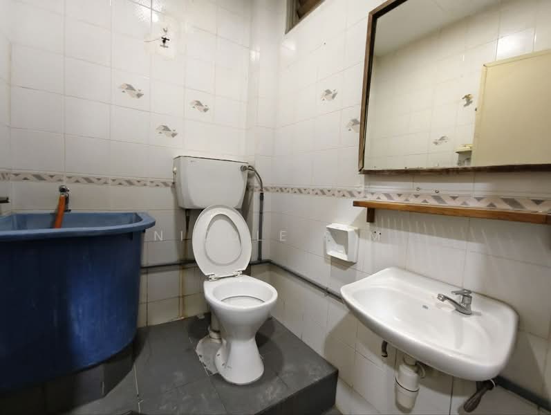 Rumah Teres 2 Tingkat untuk Dijual di Bandar Tasik Selatan (Kuala Lumpur) - Nicole Sim - Bathroom - PropertyGuru.com.my