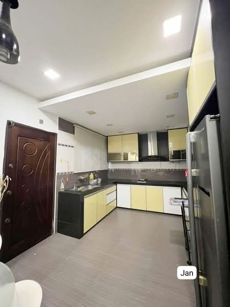 2-storey Terraced House for Sale in Setia Impian (Setia Alam) - Suen Ng - Kitchen - PropertyGuru.com.my