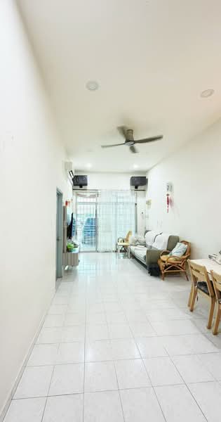 1-storey Terraced House for Sale in Taman Nusa Jaya Mas (Iskandar Puteri (Nusajaya)) - Iden Tan - Living Room - PropertyGuru.com.my