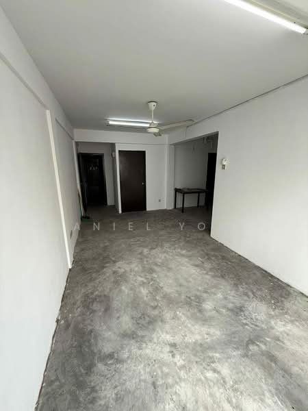 Flat for Sale at Sri Lanang - Daniel Yong - Living Room - PropertyGuru.com.my