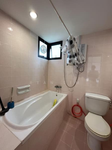 Condominium for Sale at Miami Green - Ryan Sim - Bathroom - PropertyGuru.com.my