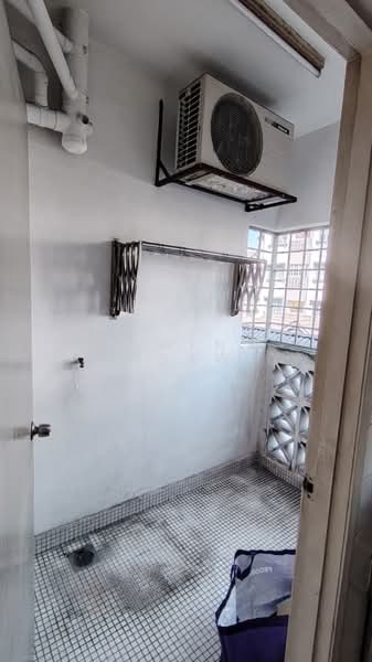 Condominium for Rent at Tiara Damansara - Chen Hoaw - Balcony - PropertyGuru.com.my