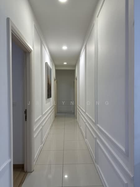 Servis Apartment untuk Disewa di Icon Residenz 1 @ Icon City - Jaclyn Ong - Corridor - PropertyGuru.com.my