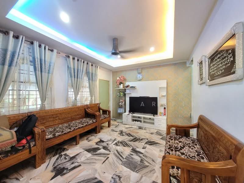 Semi-Detached House for Sale in Sepang (Selangor) - Masnizah Arifin - Living Room - PropertyGuru.com.my