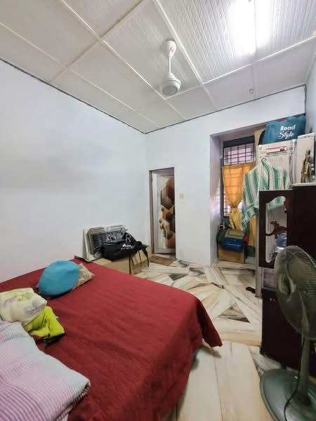 Semi-Detached House for Sale in Sepang (Selangor) - Masnizah Arifin - Bedroom - PropertyGuru.com.my