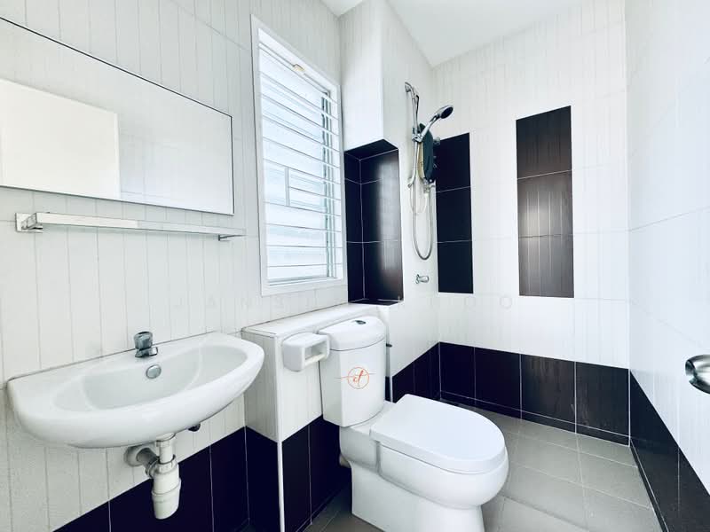 Rumah Berkembar untuk Disewa di Setia Alam (Selangor) - Jansen Khoo - Bathroom - PropertyGuru.com.my