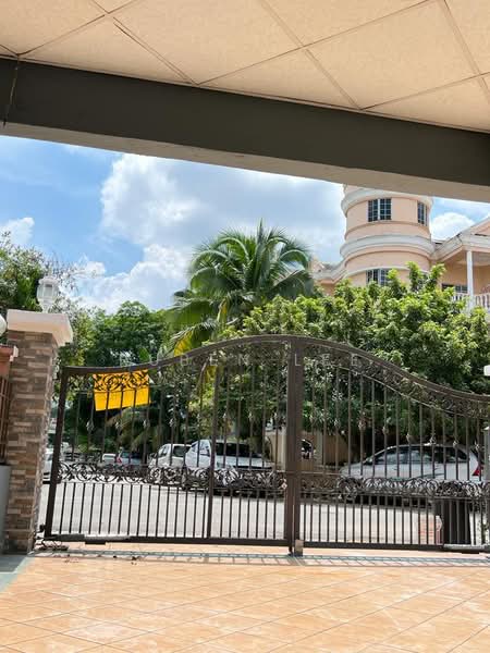 3-storey Terraced House for Sale in Cheras (Selangor) - Ruben Lee - Exterior - PropertyGuru.com.my