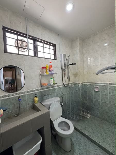 Pangsapuri untuk Dijual di Taman Cheng Mutiara - Vinc Pheng - Bathroom - PropertyGuru.com.my