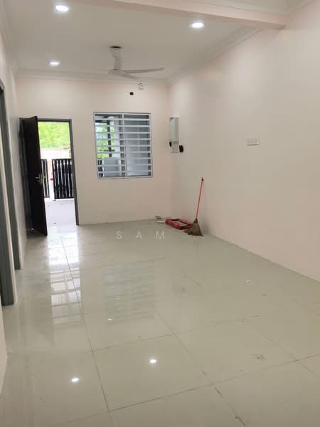 1-storey Terraced House for Sale in Taman Tasek Mewah (Ipoh) - Sam . - Interior - PropertyGuru.com.my