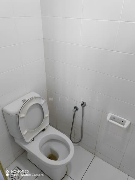 Service Residence for Sale at Trefoil @ Setia City - Alwin Lee - Bathroom - PropertyGuru.com.my