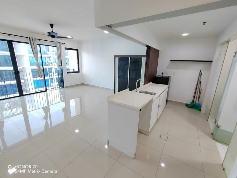 Service Residence for Sale at Trefoil @ Setia City - Alwin Lee - Living Room - PropertyGuru.com.my