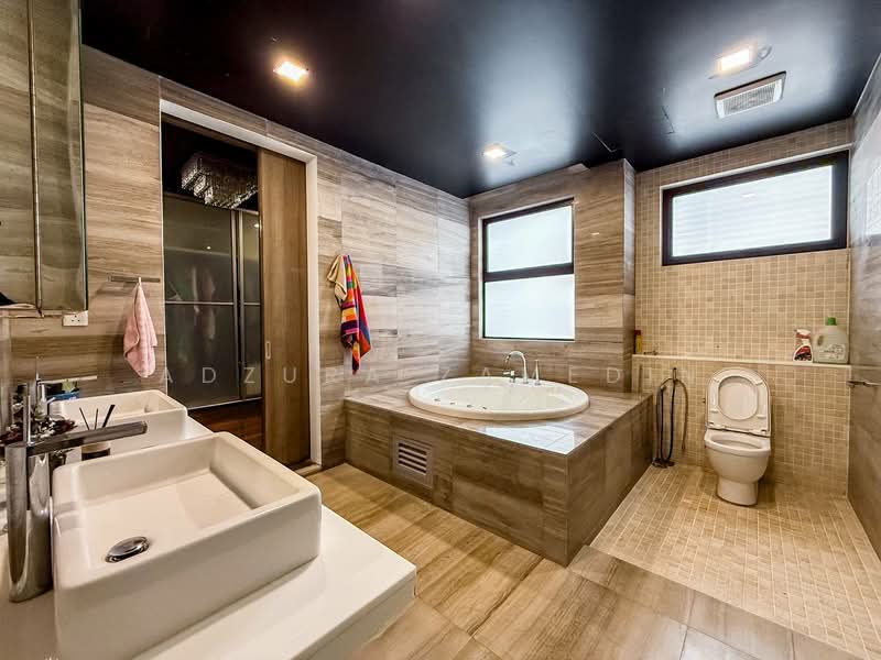 Bungalow for Sale in Sering Ukay (Ampang) - Adzura Zamedin - Bathroom - PropertyGuru.com.my