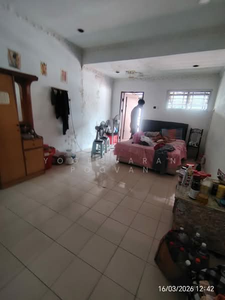 Rumah Teres 2 Tingkat untuk Dijual di Taman Sejahtera (Klang) - Yogesvaran Poovan - Bedroom - PropertyGuru.com.my
