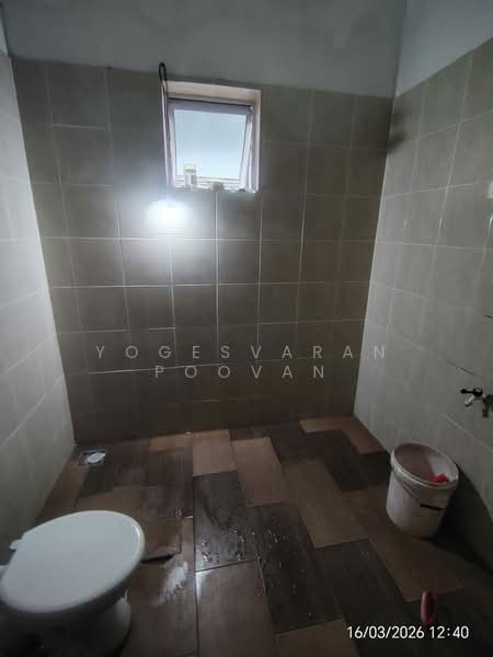Rumah Teres 2 Tingkat untuk Dijual di Taman Sejahtera (Klang) - Yogesvaran Poovan - Bathroom - PropertyGuru.com.my