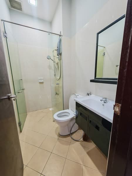 Rumah Teres 2 Tingkat untuk Disewa di Johor Bahru (Johor) - Kym Kee - Bathroom - PropertyGuru.com.my