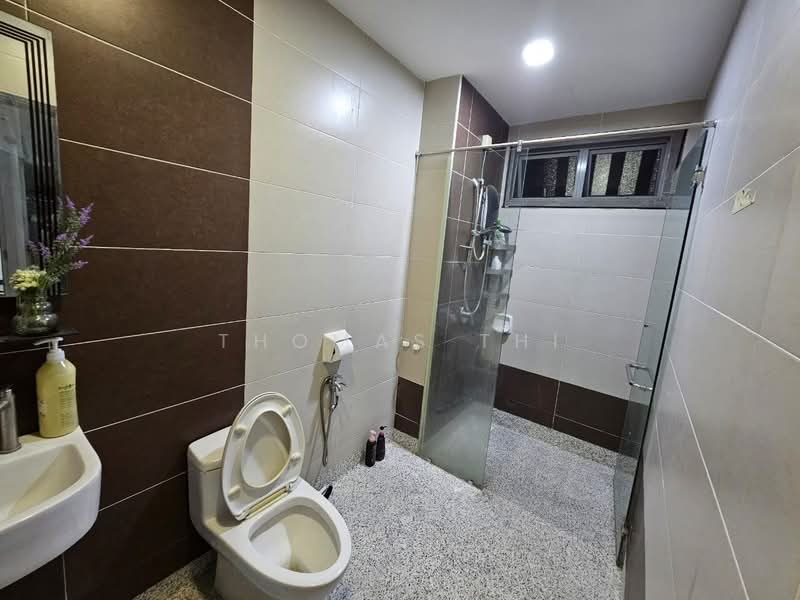 Semi-Detached House for Rent in Bandar Bestari (Klang) - Thomas Thi - Bathroom - PropertyGuru.com.my