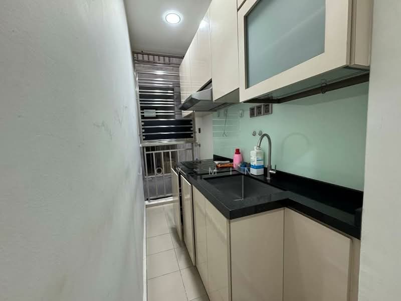 Condominium for Rent at PARC Regency (Residensi Masai) - Joy Min - Kitchen - PropertyGuru.com.my