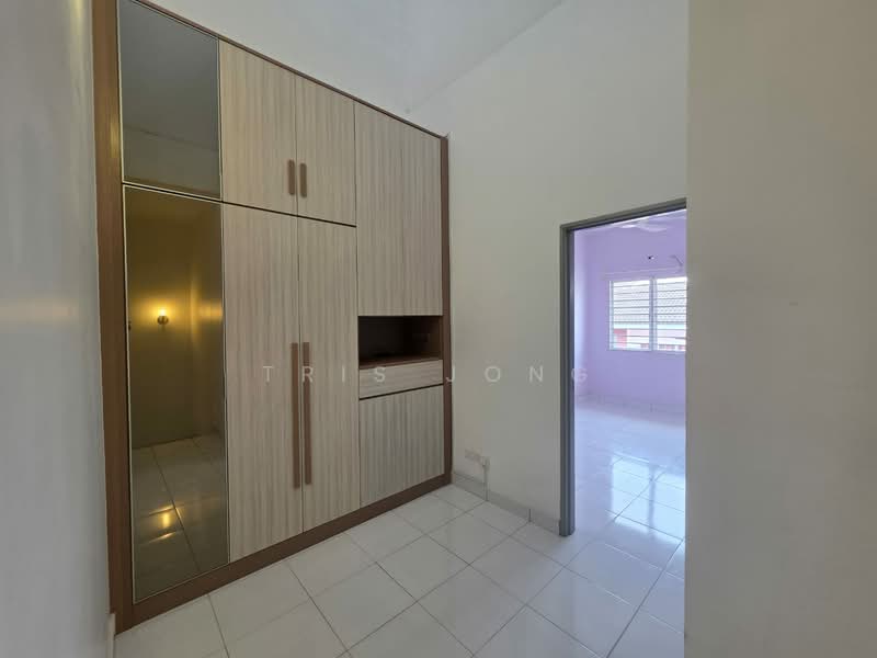 2-storey Terraced House for Rent in Rawang (Selangor) - Tris Jong - Interior - PropertyGuru.com.my