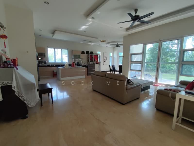 Rumah Banglo untuk Dijual di Ipoh (Perak) - Sook Mei - Living Room - PropertyGuru.com.my