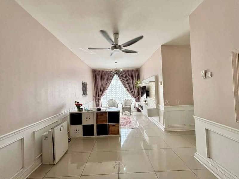 Pangsapuri untuk Dijual di Larai Apartment Presint 6 @ Putrajaya - Hazeman Omar - Living Room - PropertyGuru.com.my