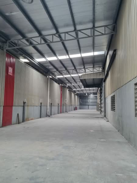 Detached Factory for Rent in Meranti Permai Industrial Park (Puchong) - Alfred Long - Interior - PropertyGuru.com.my