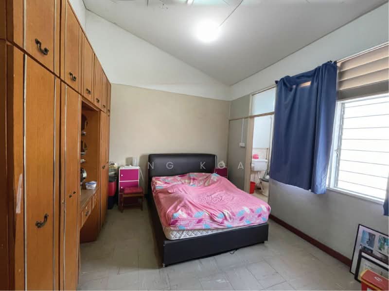 2-storey Terraced House for Sale in Island Glades (Jelutong) - Ping Koay - Bedroom - PropertyGuru.com.my