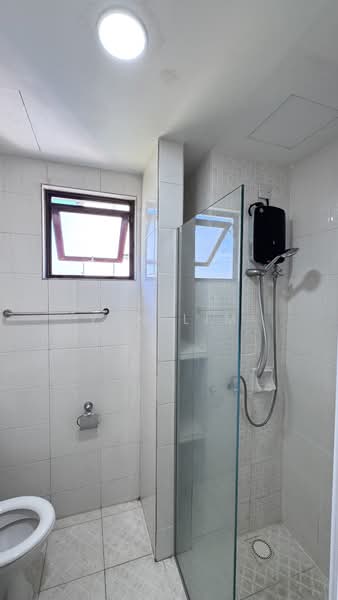 Kondominium untuk Disewa di Savanna Condominium - Yen Lim - Bathroom - PropertyGuru.com.my