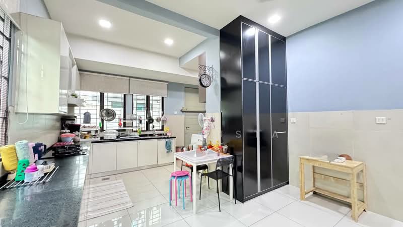 2-storey Terraced House for Sale in Alam Impian (Shah Alam) - Fahim Rustam - Kitchen - PropertyGuru.com.my