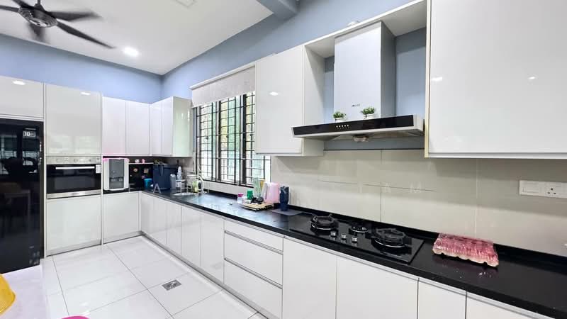 2-storey Terraced House for Sale in Alam Impian (Shah Alam) - Fahim Rustam - Kitchen - PropertyGuru.com.my