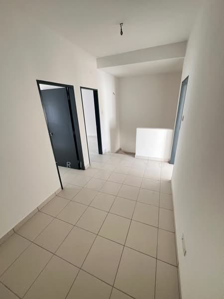 Rumah Teres untuk Dijual di Taman Sri Rawang (Rawang) - Tris Jong - Interior - PropertyGuru.com.my