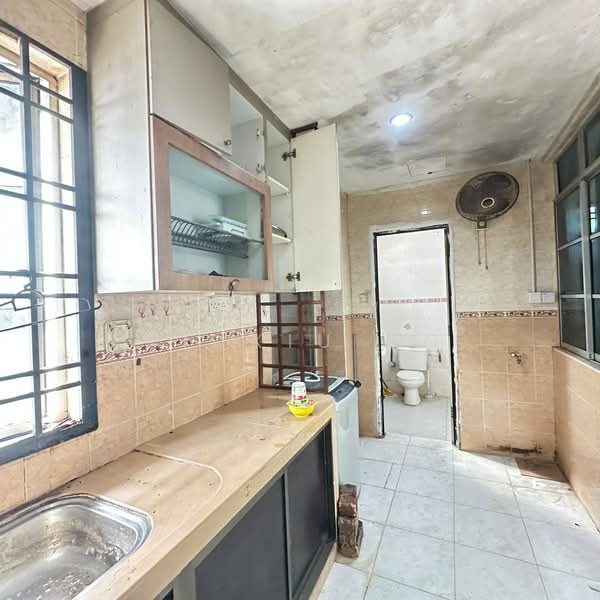 2-storey Terraced House for Rent in Taman Nusa Jaya Mas (Iskandar Puteri (Nusajaya)) - Xiuxiu Ng - Kitchen - PropertyGuru.com.my