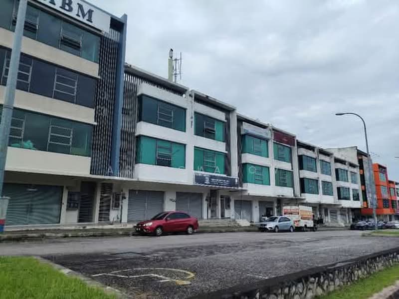 Kedai untuk Disewa di Seri Kembangan (Selangor) - HL Lau - Exterior - PropertyGuru.com.my