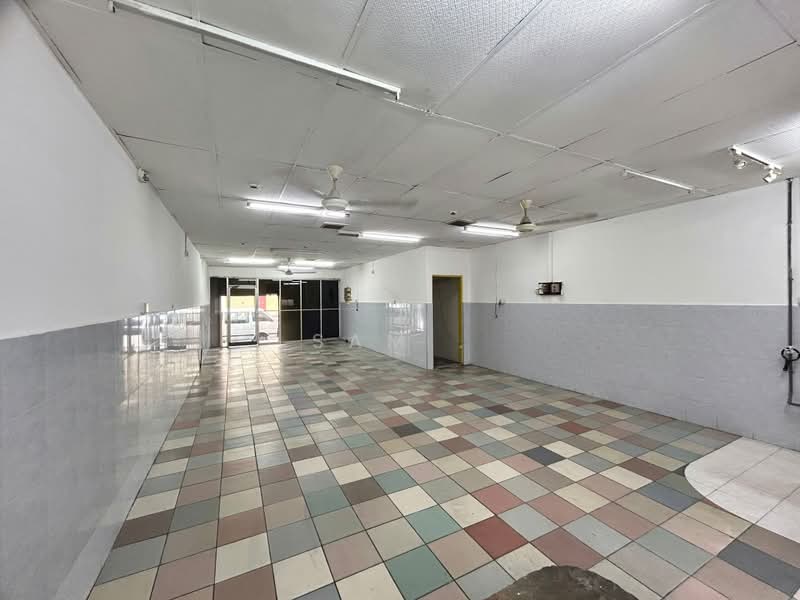 Shop / Office for Sale in Bandar Baru Menglembu (Menglembu) - Sam . - Interior - PropertyGuru.com.my