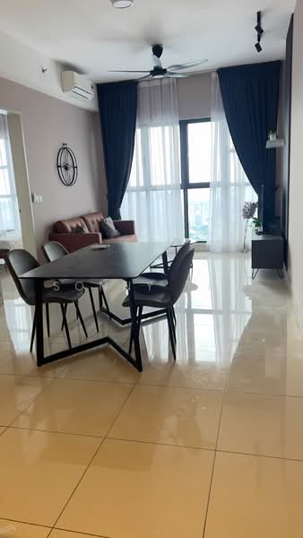 Servis Apartment untuk Disewa di Trion @ KL - Sonny Tan - Living Room - PropertyGuru.com.my