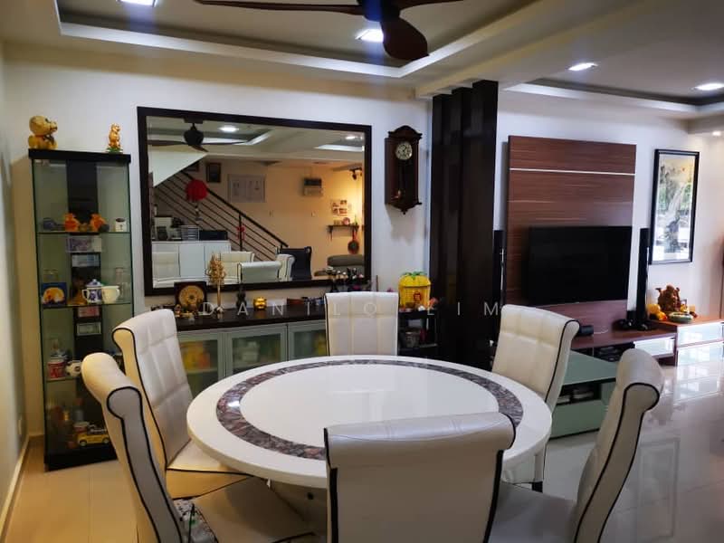 Rumah Teres untuk Dijual di Alam Damai (Cheras) - Danilo Lim - Dining Room - PropertyGuru.com.my