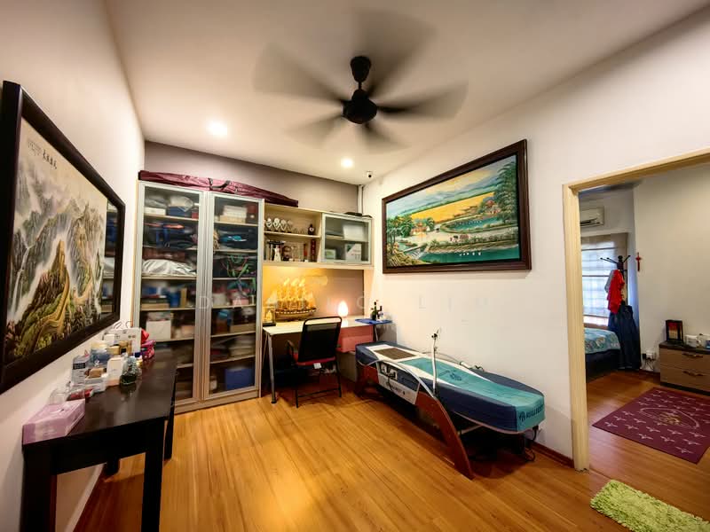Rumah Teres untuk Dijual di Alam Damai (Cheras) - Danilo Lim - Study - PropertyGuru.com.my