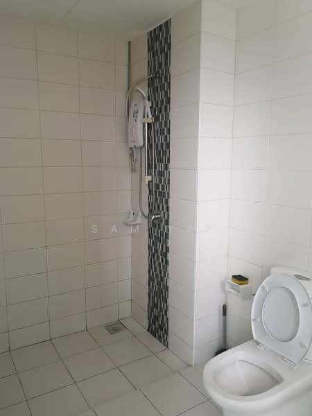Servis Apartment untuk Disewa di Greenfield Regency - Sam Yap - Bathroom - PropertyGuru.com.my