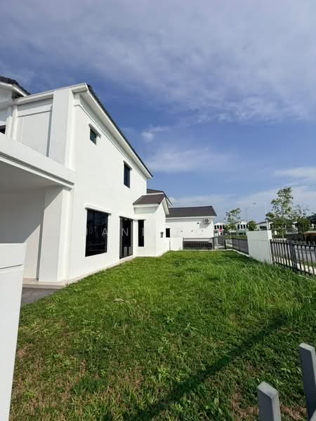 2-storey Terraced House for Sale in Bandar Cassia (Batu Kawan) - Jane Poh - Exterior - PropertyGuru.com.my