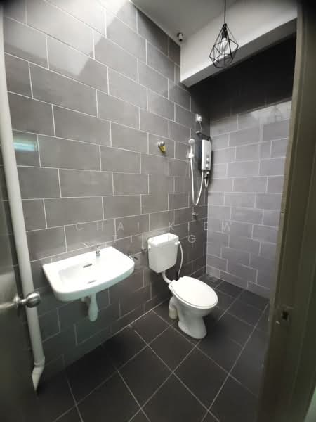 2-storey Terraced House for Rent in Perkampungan Semambu Baru (Kuantan) - Chai Kiew Tiong - Bathroom - PropertyGuru.com.my