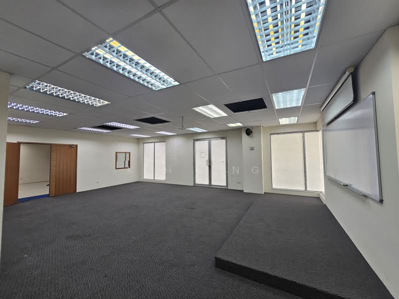Kedai / Pejabat untuk Disewa di Sungai Besi (Kuala Lumpur) - Kah Hing - Interior - PropertyGuru.com.my