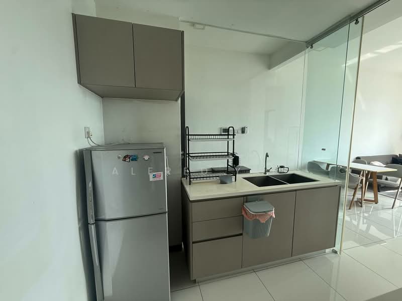 Service Residence for Rent at Crescent Bay Suites (Teluk Bayu) - Alfred Yap - Kitchen - PropertyGuru.com.my