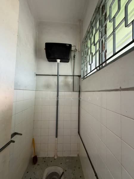 Rumah Teres 2-Tingkat untuk Dijual di Island Park (Jelutong) - Ping Koay - Bathroom - PropertyGuru.com.my